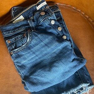 Levi’s Dark Wash Ribcage Straight Ankle Size 26